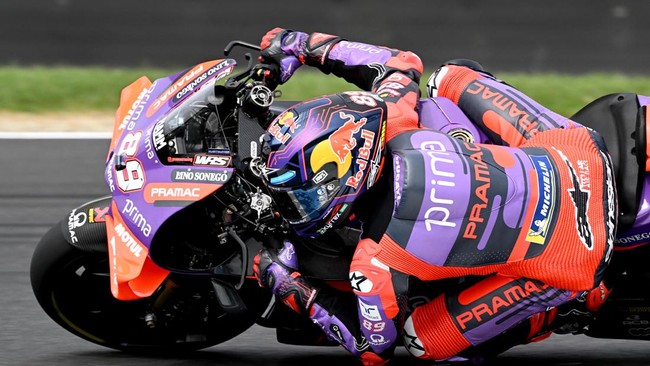 Duel Jorge Martin vs Pecco Bagnaia memunculkan kemungkinan terciptanya rekor 500 poin di akhir musim MotoGP 2024