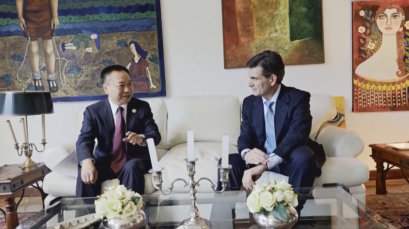 Utusan Khusus Xi Jinping Hadiri Pelantikan Presiden Bolivia