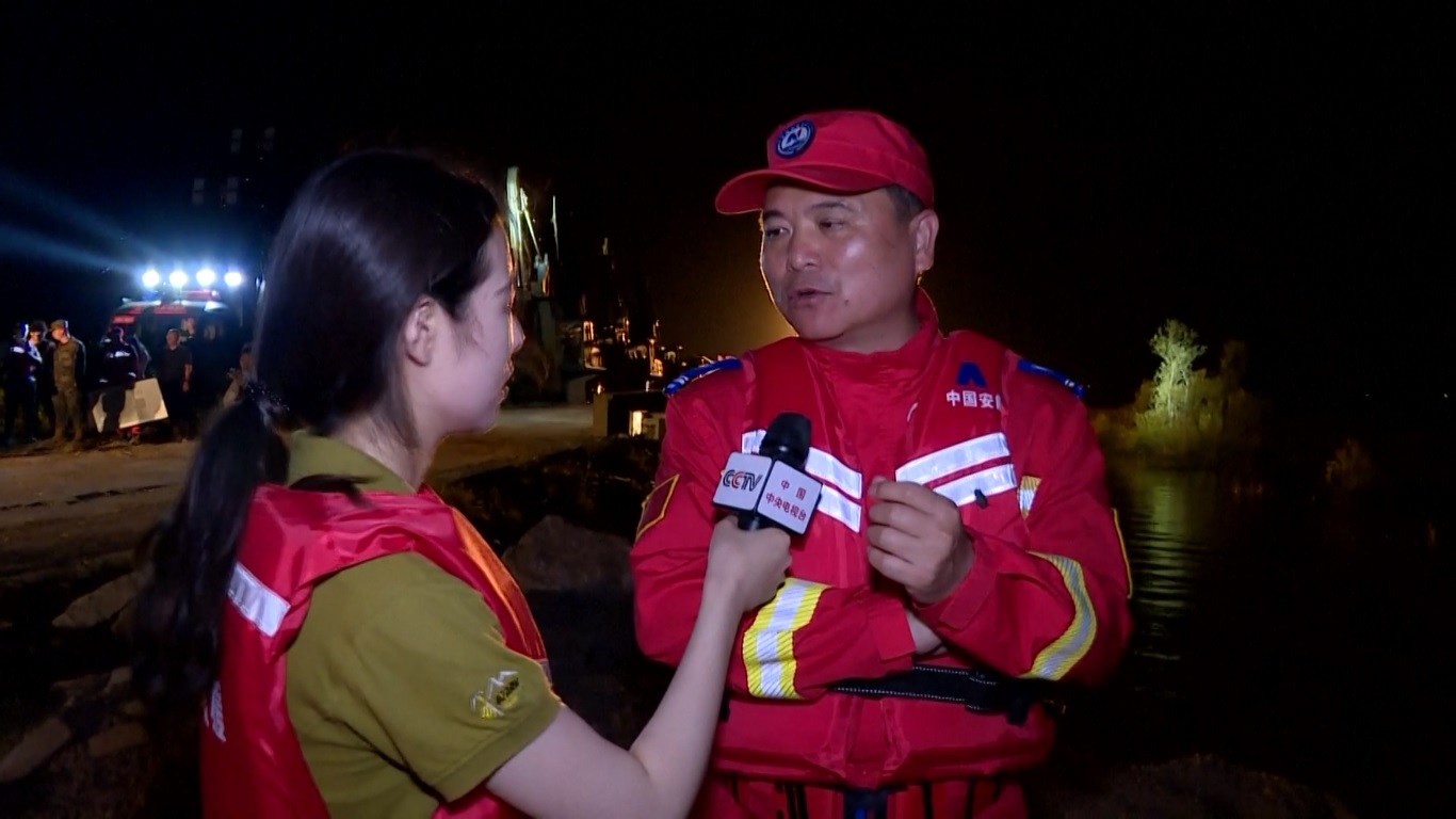 Menyusul evakuasi darurat lebih dari 7