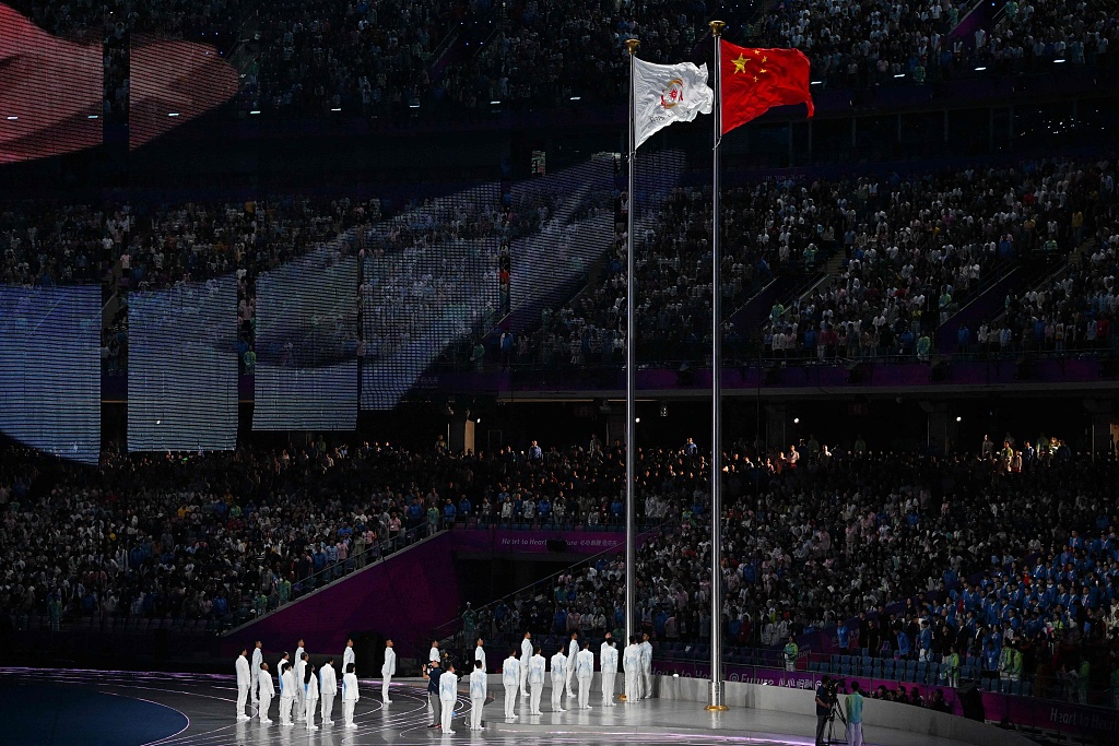 Tema upacara pembukaannya adalah Tide of Asia yang berasal dari arus pasang surut khas Zhejiang di Sungai Qiantang  pasang surut mencerminkan citra Zhejiang kegembiraan olahraga semangat Zhejiang dan denyut nadi zaman