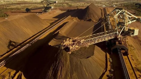 Anggota parlemen Tiongkok sedang mempertimbangkan rancangan revisi Undang-Undang Sumber Daya Mineral dalam upaya untuk mengembangkan dan memanfaatkan sumber daya mineral secara “wajar”