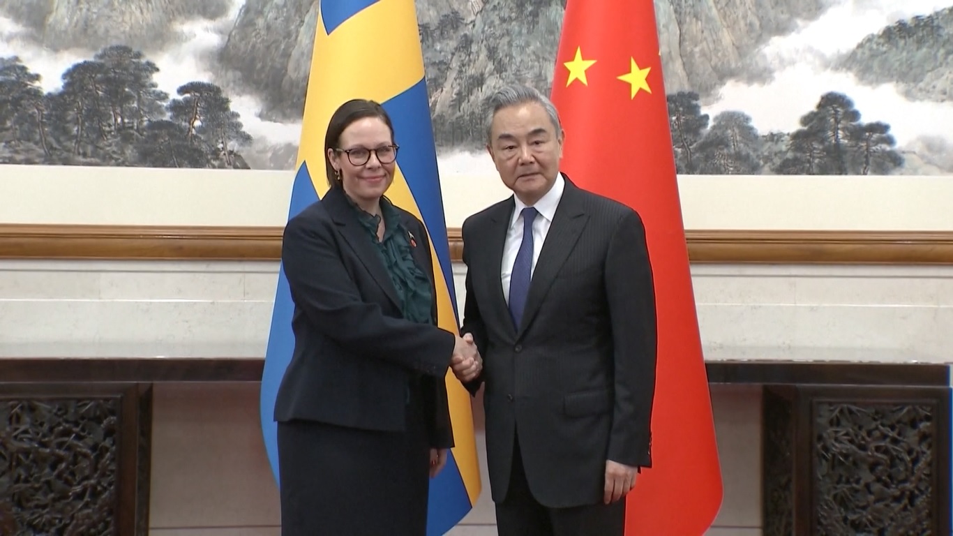 Tiongkok akan Menerapkan Kebijakan Perjalanan Bebas Visa bagi Warga Negara Swedia