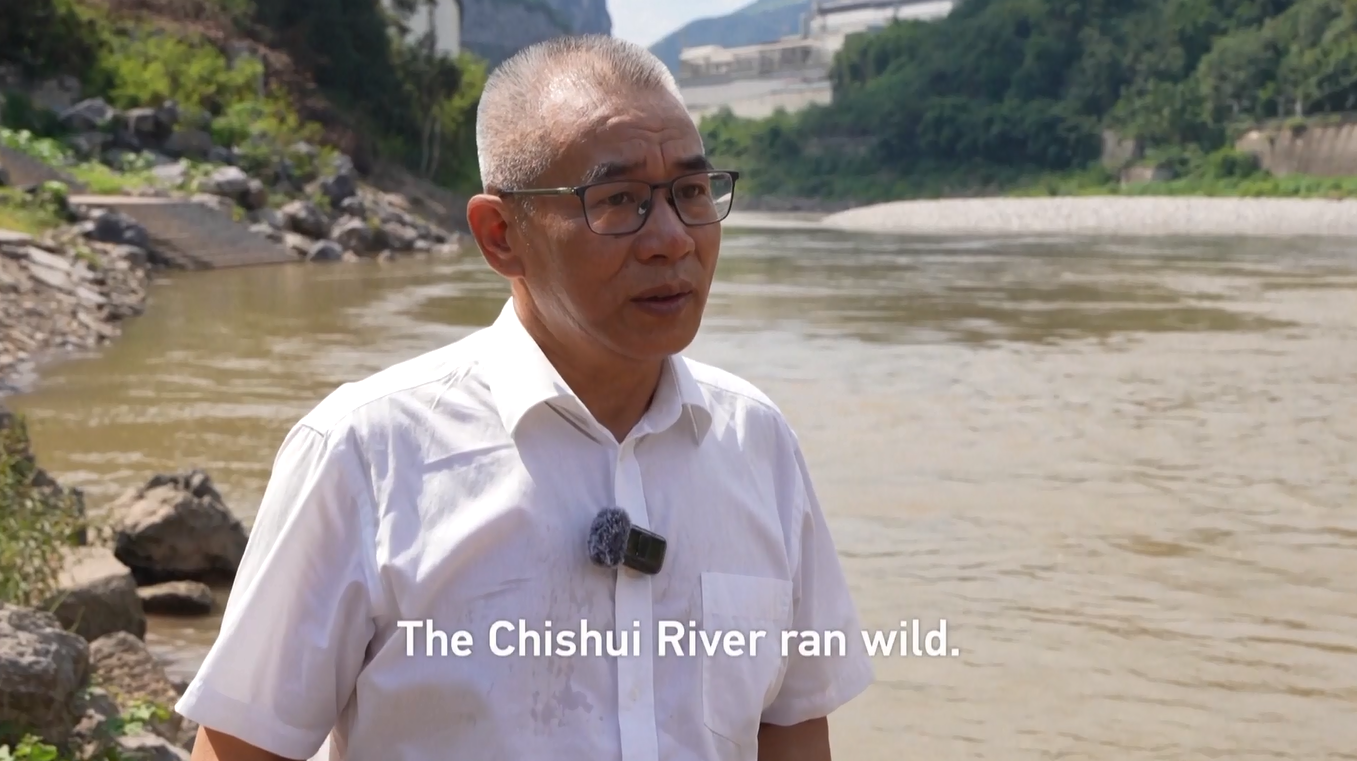Jembatan Tertinggi di Dunia Kini Membentang Melintasi Sebuah Jurang di Guizhou, Dekat Jalur yang Dilalui Tentara Merah Saat Long March