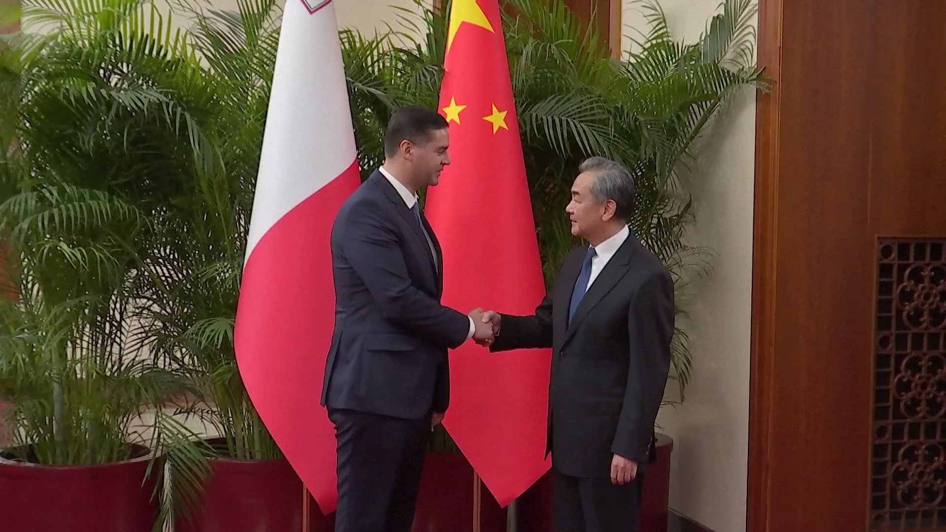 Menteri Luar Negeri Tiongkok Wang Yi bertemu dengan Menteri Luar Negeri Malta Ian Borg di Beijing pada hari Jumat