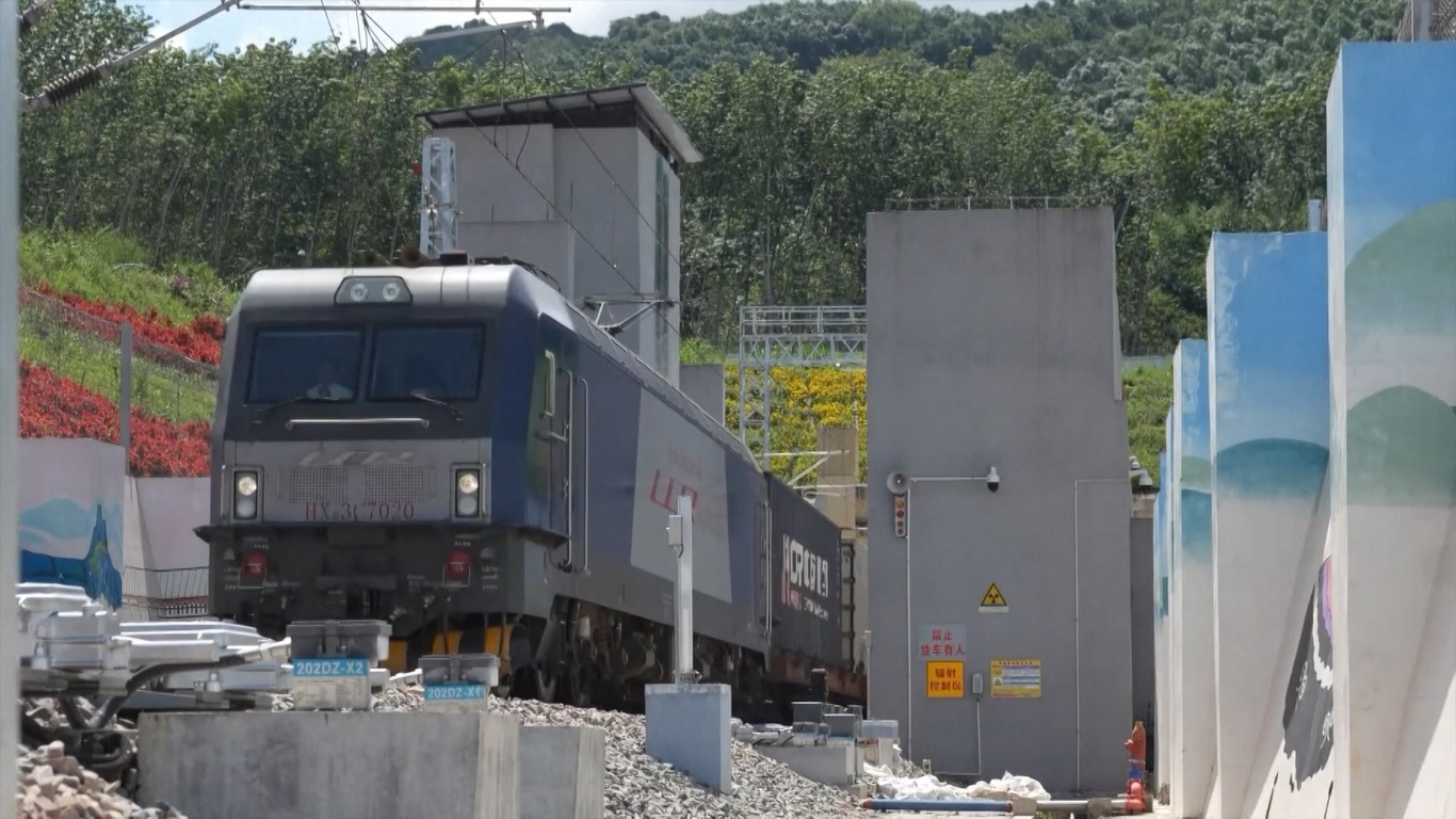 Impor dan ekspor antara Yunnan dan negara-negara di kawasan tersebut mencapai 125