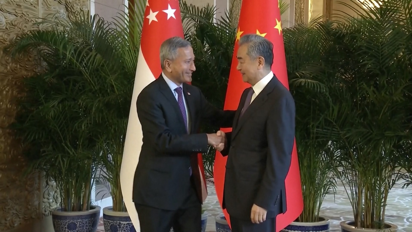 Wang mengatakan bahwa sebagai dua kekuatan yang bekerja untuk stabilitas