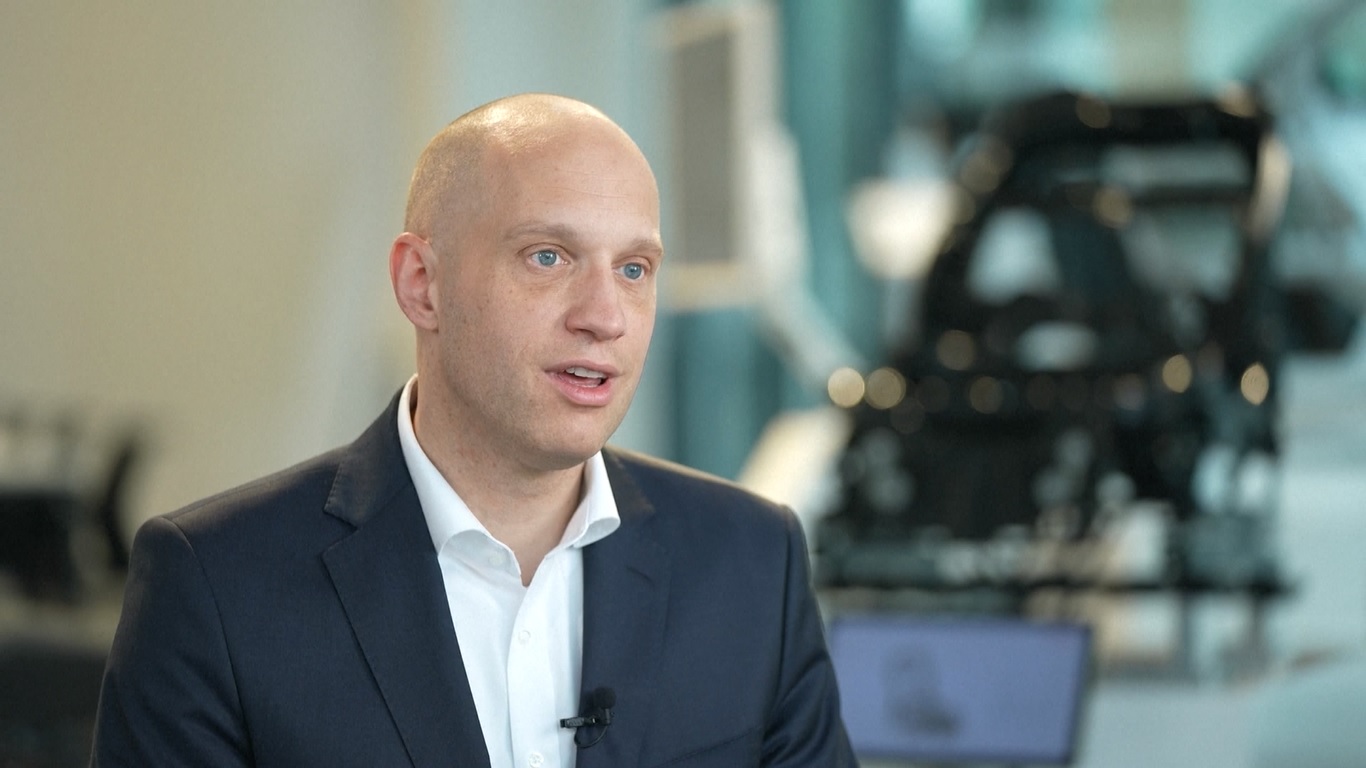 Tiongkok telah menjadi pasar mobil terbesar di dunia selama satu dekade dan menjadi eksportir mobil terbesar di dunia pada tahun 2023