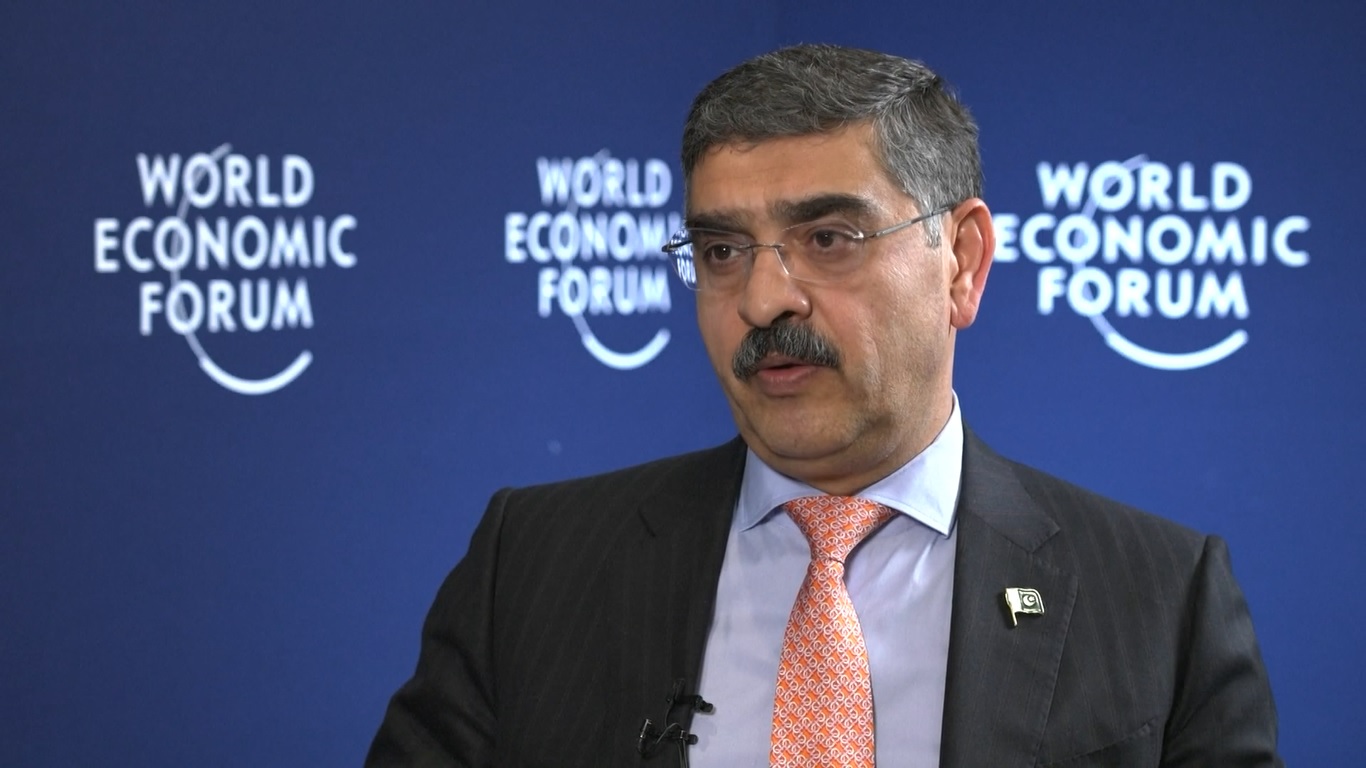 Dengan latar belakang dunia yang semakin terfragmentasi