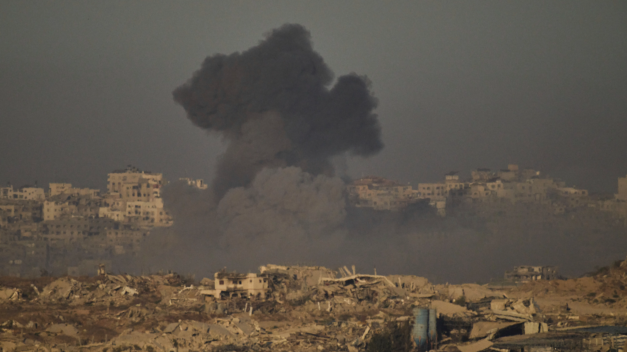 Menlu Tiongkok Wang Yi Desak Gencatan Senjata di Gaza, Dorong Solusi Dua Negara