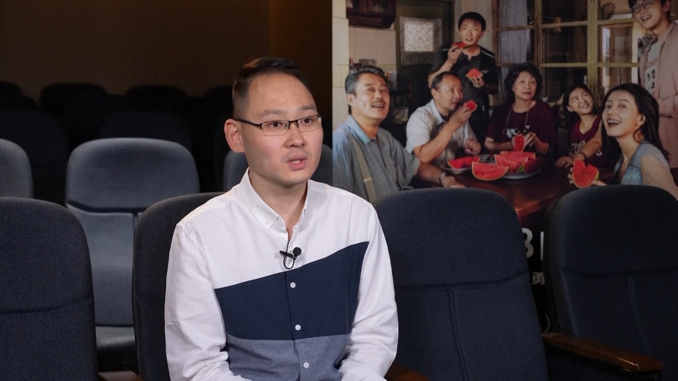 Layar-layar perak di Tiongkok bersiap untuk menangkap gelombang kepulangan kaum muda negara tersebut