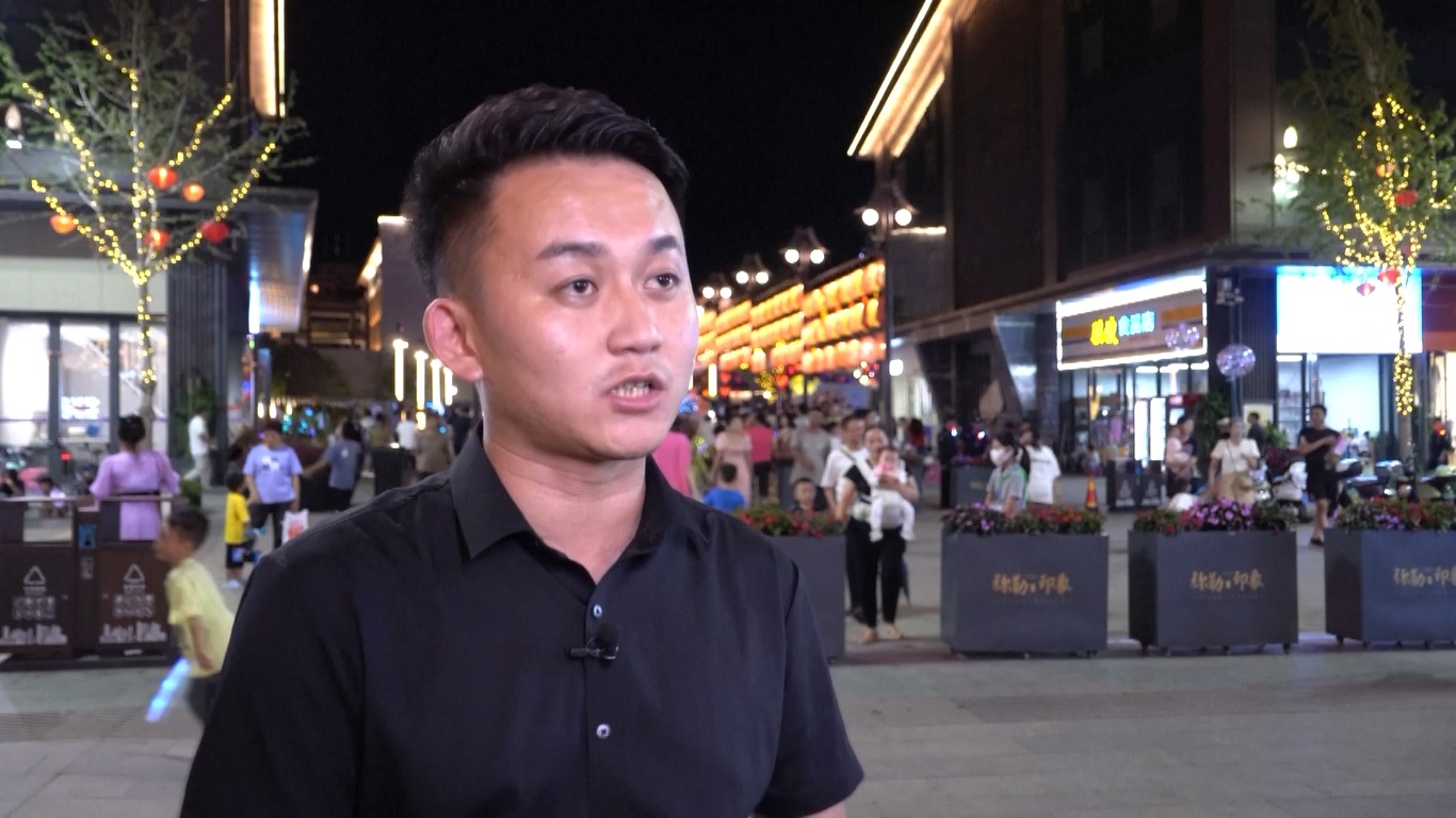 Semakin banyak merek-merek konsumen yang mengalihkan fokus mereka dari kota-kota besar ke kota-kota yang lebih kecil sebagai upaya untuk memanfaatkan potensi belanja