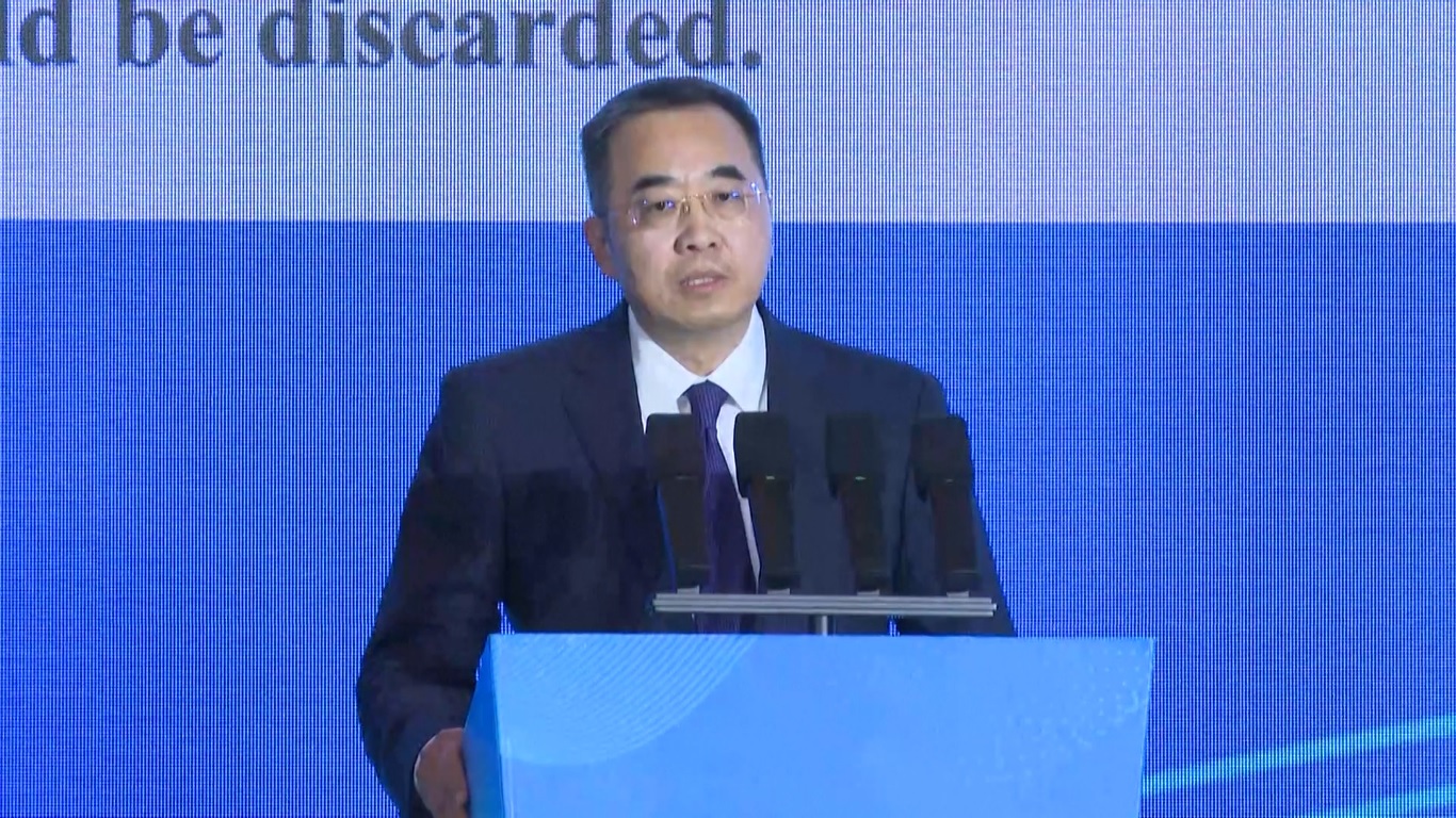 Tiongkok selalu menyatakan bahwa apa yang disebut putusan kasus Arbitrase Laut Tiongkok Selatan adalah ilegal dan tidak sah