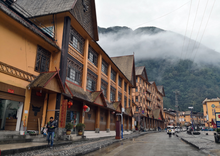 Kotapraja Dulongjiang terbebas dari kemiskinan ekstrem pada tahun 2018