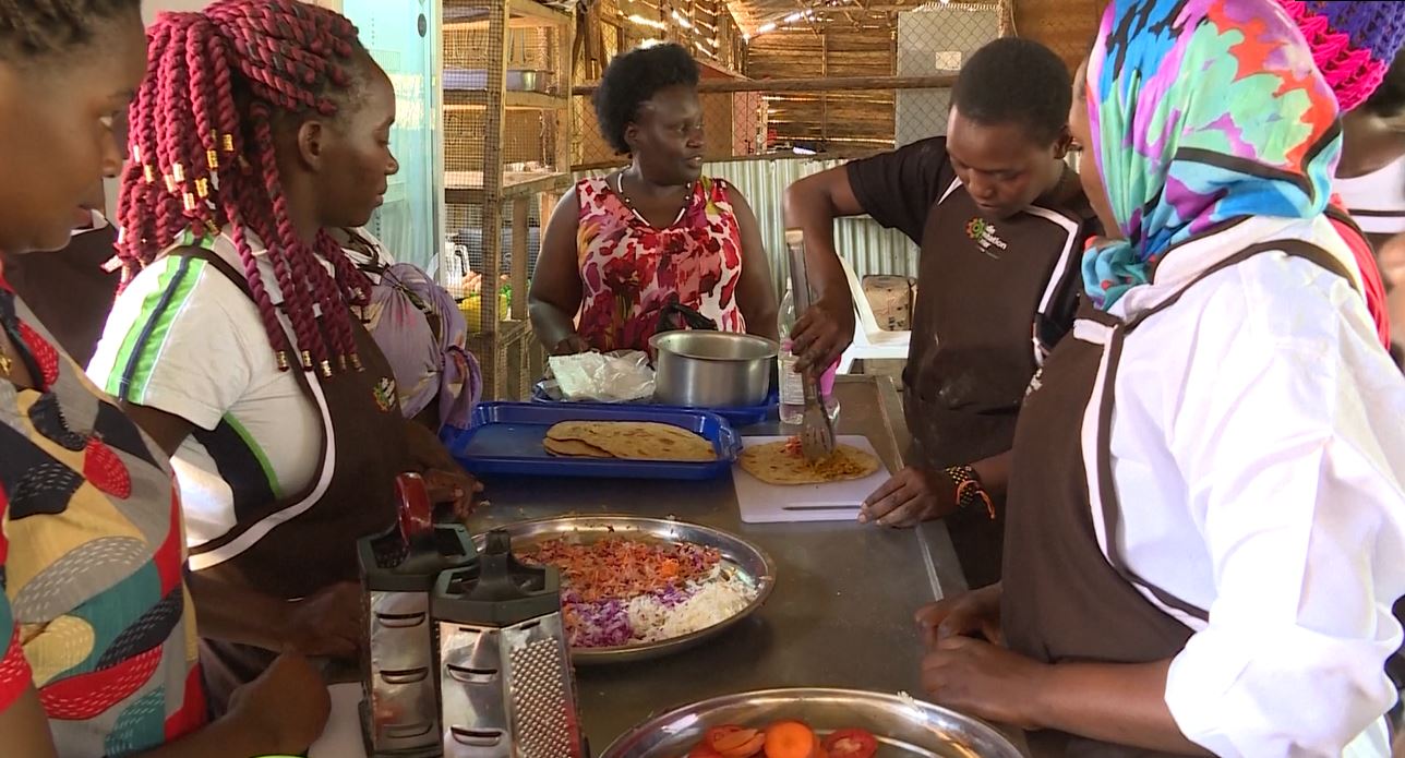 Semua pihak yang berkonflik harus bertindak dengan hati-hati untuk memastikan bahwa perempuan