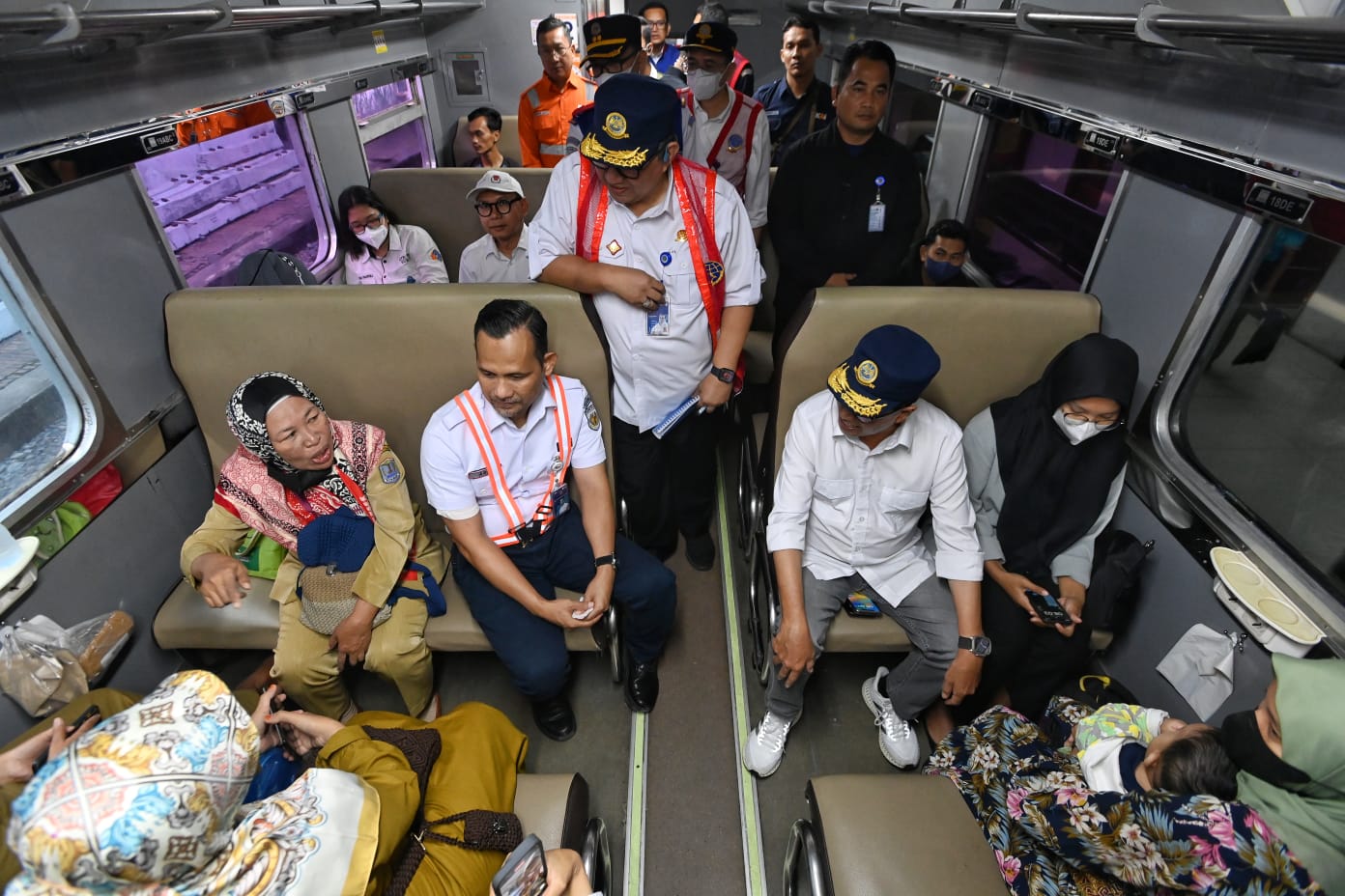 Risal mengatakan aturan ini akan diberlakukan untuk layanan KA PSO dengan jarak tempuh lebih dari 100 km