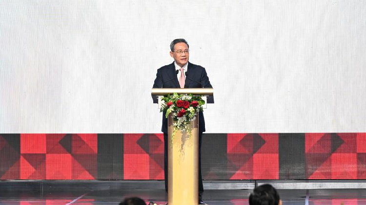 Dalam pidatonya pada sambutan yang diselenggarakan oleh komunitas bisnis Tiongkok-Indonesia Li mengatakan bahwa sejak lama kerja sama Tiongkok-Indonesia telah melampaui lingkup bilateral