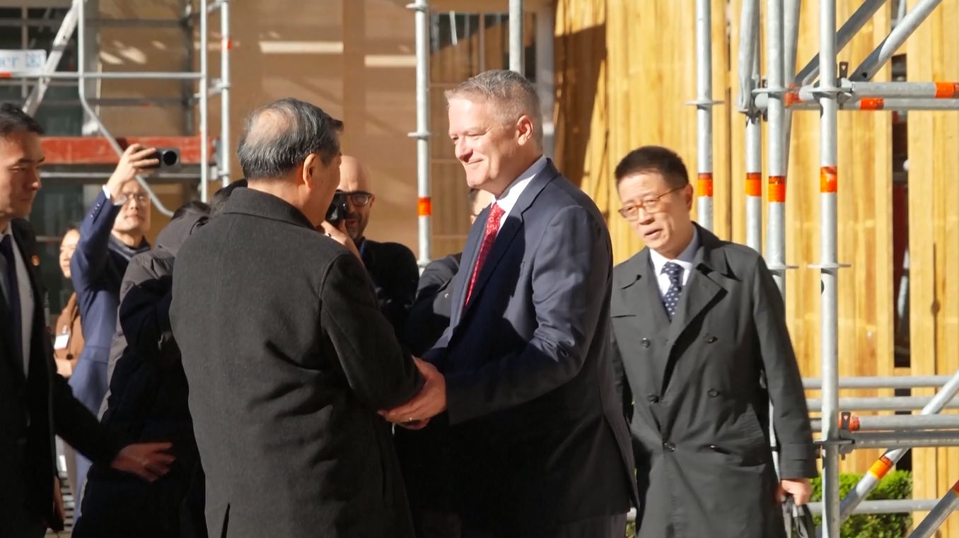 Delegasi Tiongkok dan AS Gelar Pembicaraan Ekonomi dan Perdagangan di Paris