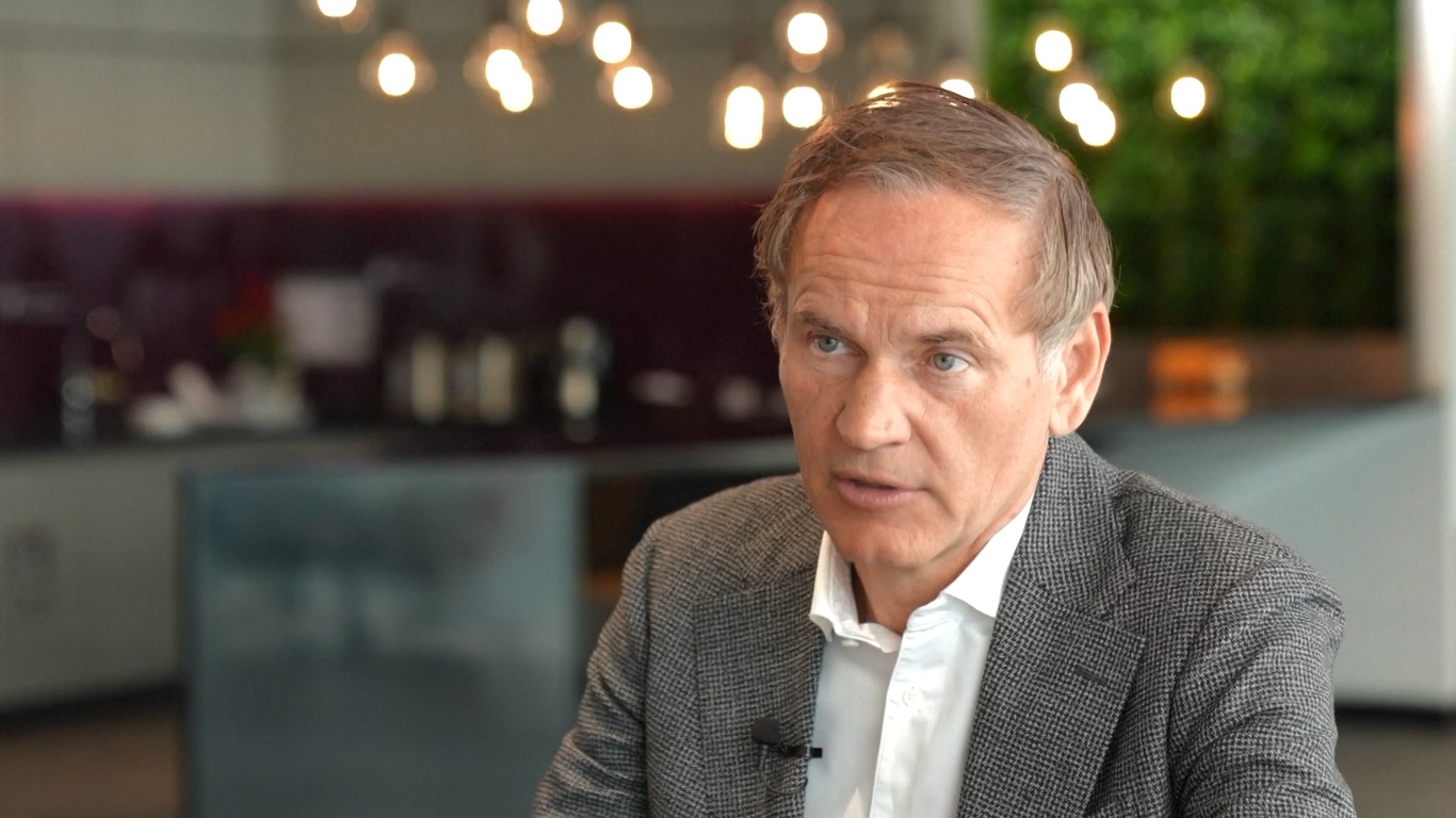 CEO Volkswagen: Tiongkok Menjadi 'Pusat Pelatihan' untuk Industri Otomotif