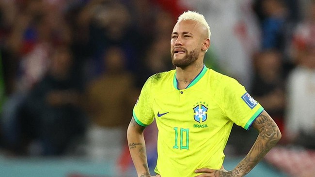 Penyerang Paris Saint Germain (PSG) Neymar menyampaikan permohonan maaf secara terbuka usai dituding selingkuh dari pasangannya