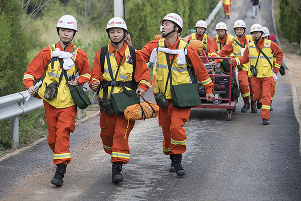 Tiongkok telah memerintahkan otoritas setempat untuk mengelola bahan kimia berbahaya dengan lebih baik dan memastikan keselamatan di tempat kerja menyusul ledakan fatal pabrik kimia awal bulan ini