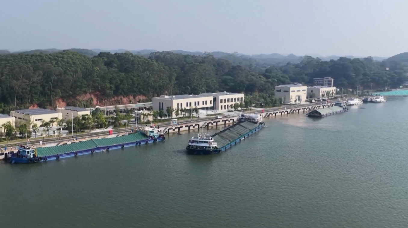 Kanal Utama Penghubung Sungai ke Laut di Tiongkok Memulai Uji Coba Pelayaran Menjelang Pembukaan
