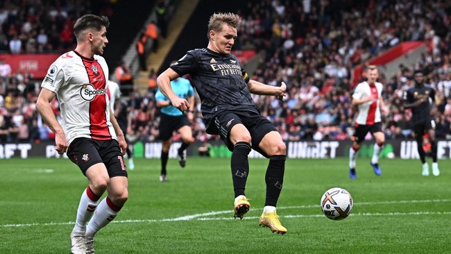 - Arsenal akan menjamu Southampton pada lanjutan Liga Inggris di Stadion Emirates