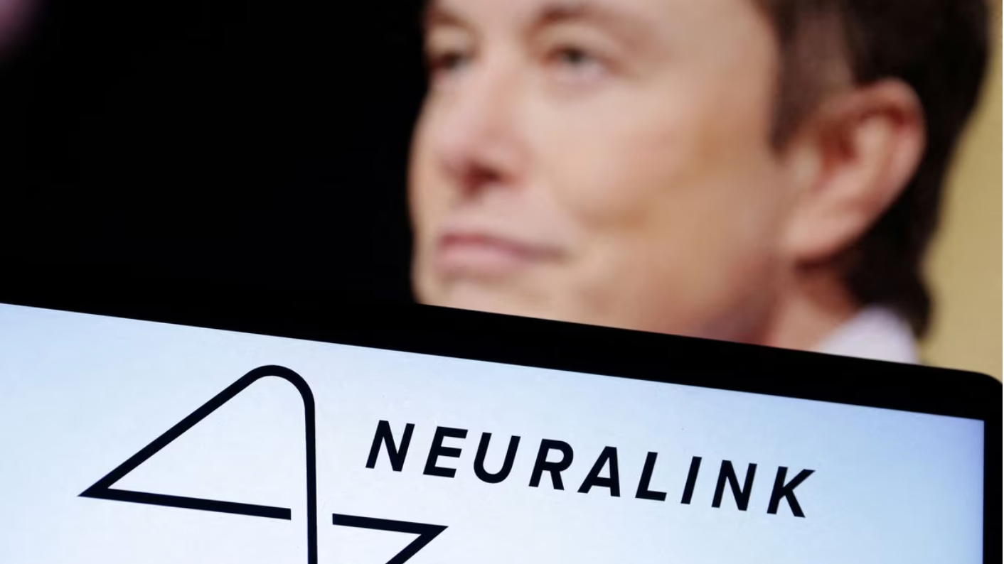 Elon Musk membayangkan implan otak dapat menyembuhkan berbagai kondisi