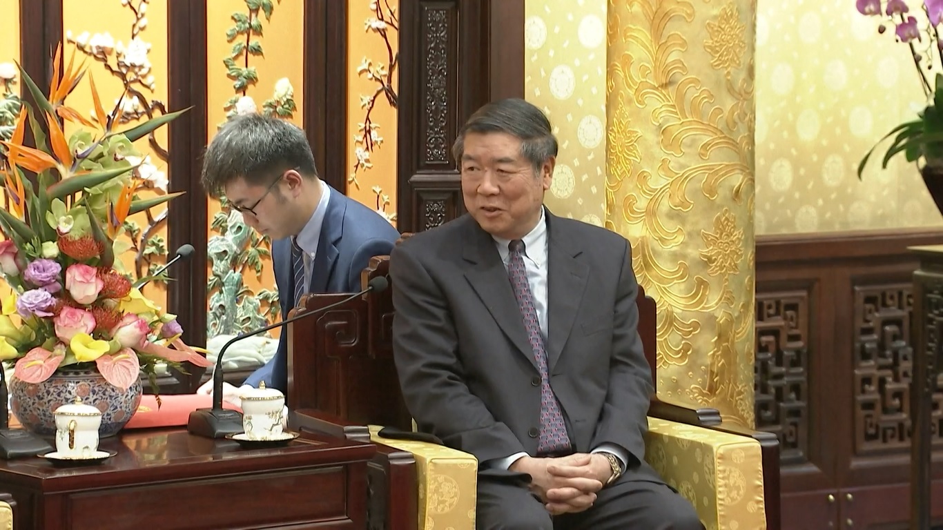 Para perwakilan perusahaan multinasional mengatakan bahwa mereka optimis dengan potensi pasar Tiongkok dan akan terus meningkatkan investasi di negara tersebut