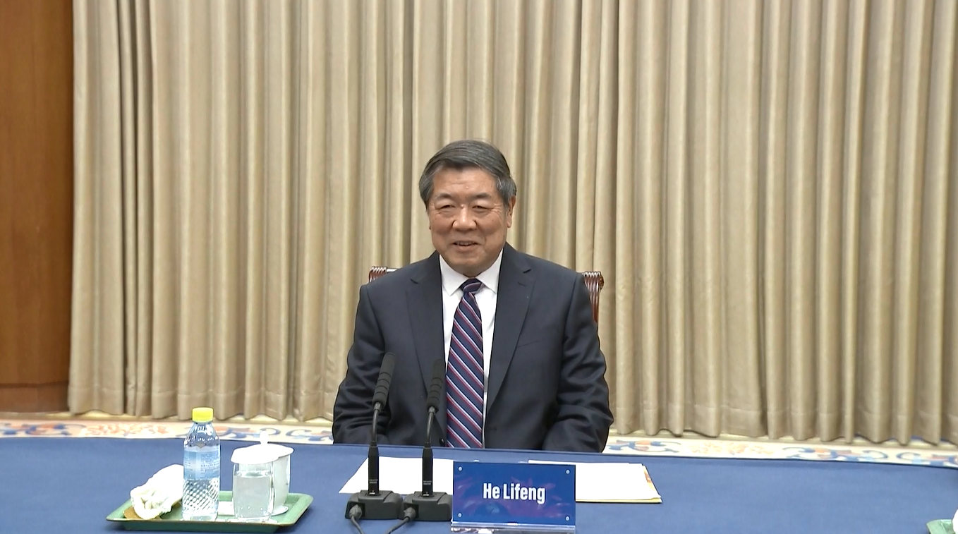 Wakil PM Tiongkok: Tiongkok dan AS Harus Perpanjang Daftar Kerja Sama, dan Perpendek Daftar Masalah