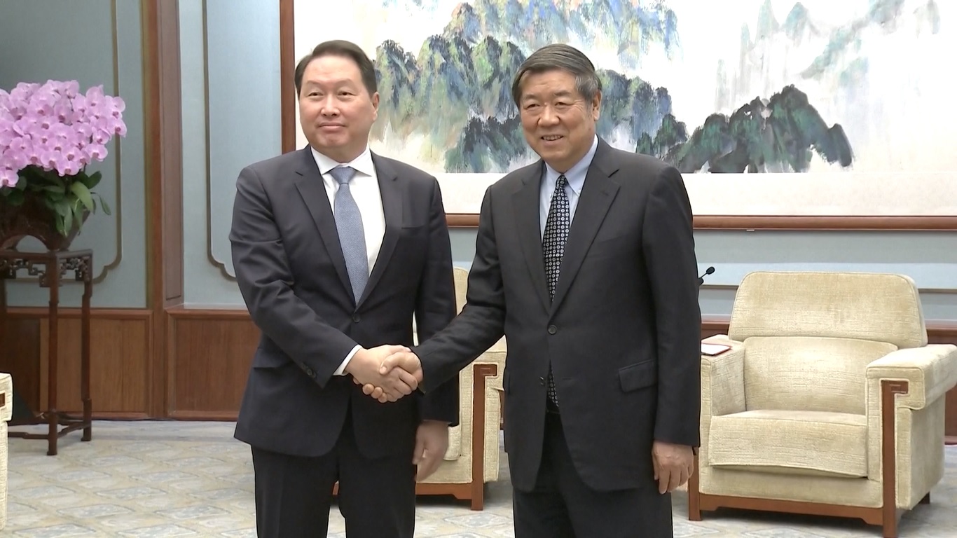 Chey Tae-won mengatakan bahwa SK Group sangat percaya diri dengan ekonomi Tiongkok dan akan terus mempromosikan investasi dan kerja sama di Tiongkok