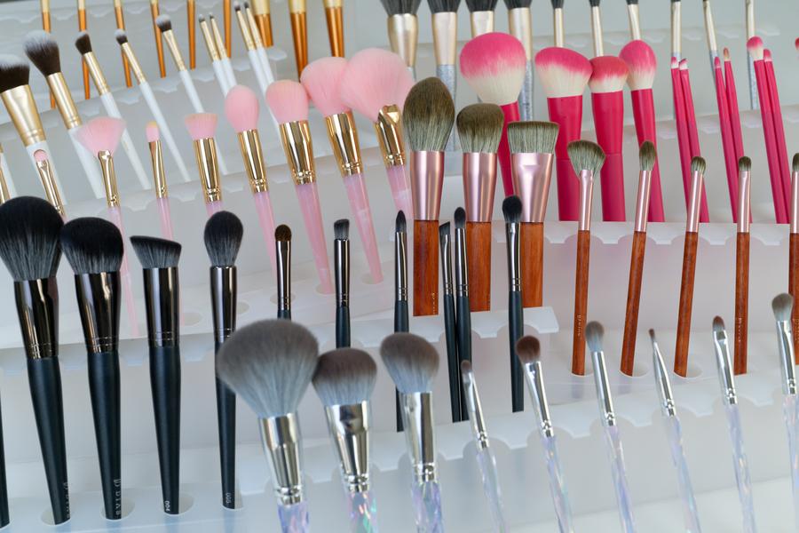 Kuas Makeup Dorong Pertumbuhan Ekonomi Luyi, Tiongkok