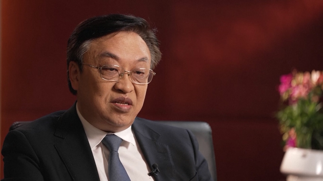 Upaya ambisius itu memerlukan pergeseran dalam struktur industri