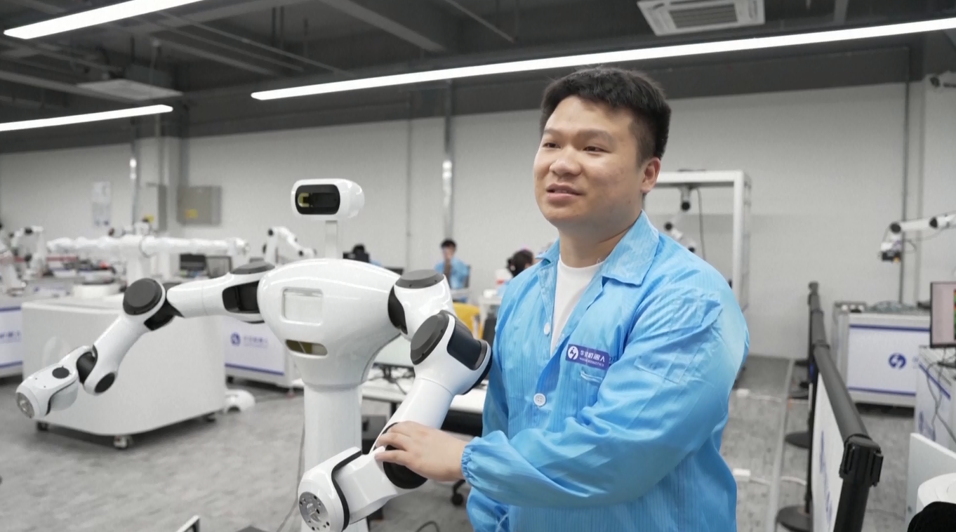 Para Pembuat Robot Tiongkok Mendorong AI yang Terintegrasi untuk Memenuhi Permintaan Global