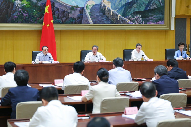 Perdana Menteri Tiongkok menekankan kepatuhan terhadap prinsip partisipasi sukarela