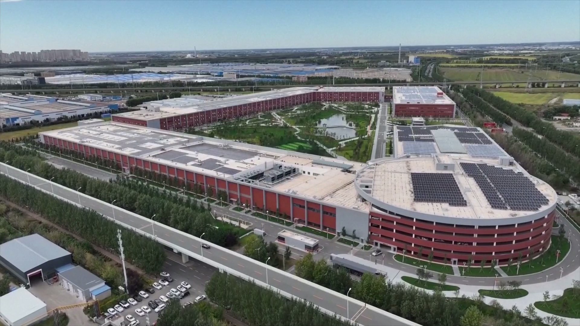 Basis inovasi ilmu pengetahuan dan teknologi serta pabrik yang dioperasikan oleh produsen mobil terkemuka Tiongkok