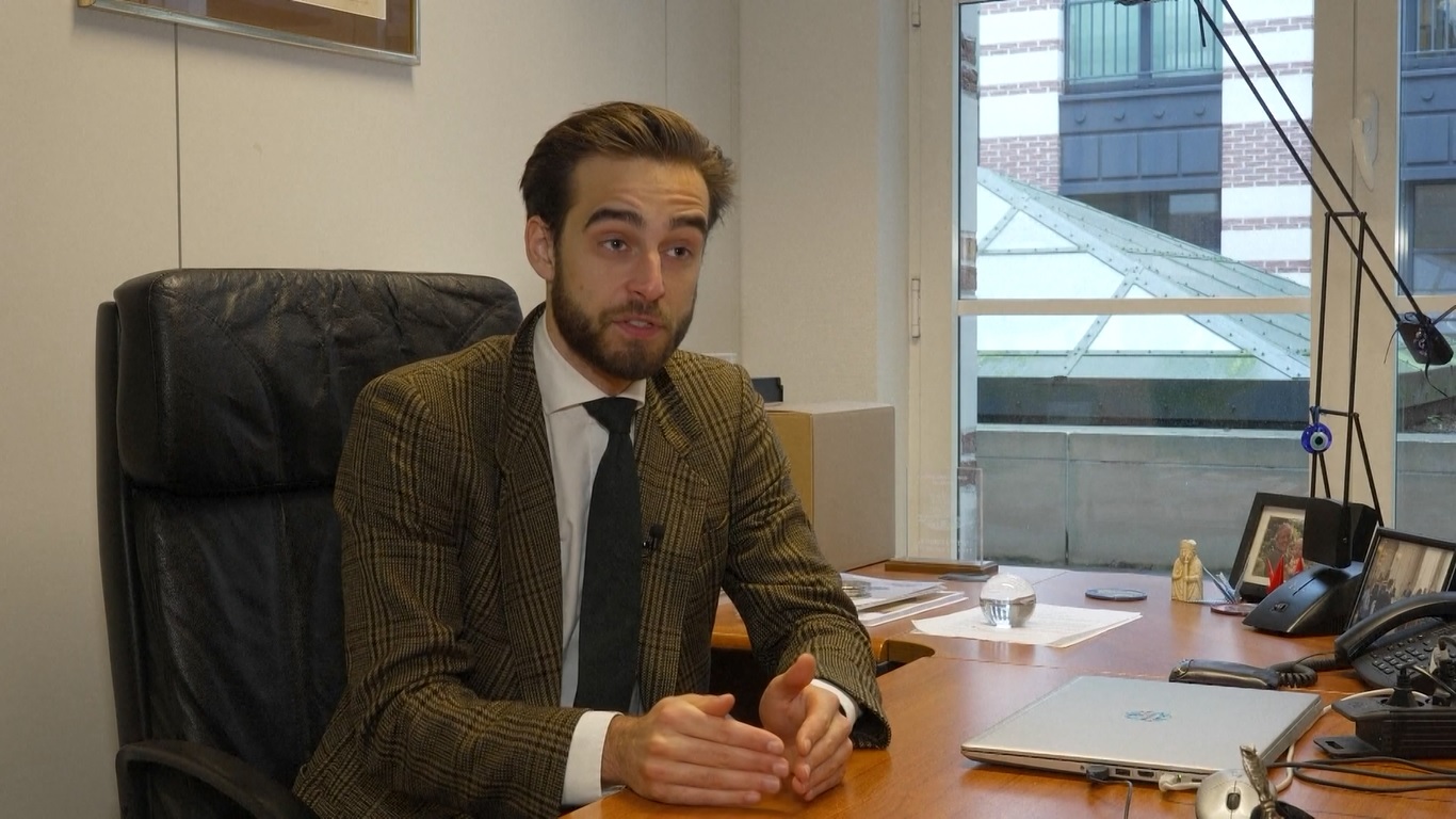 Mereka berharap ada solusi yang dapat diterima kedua belah pihak berdasarkan negosiasi