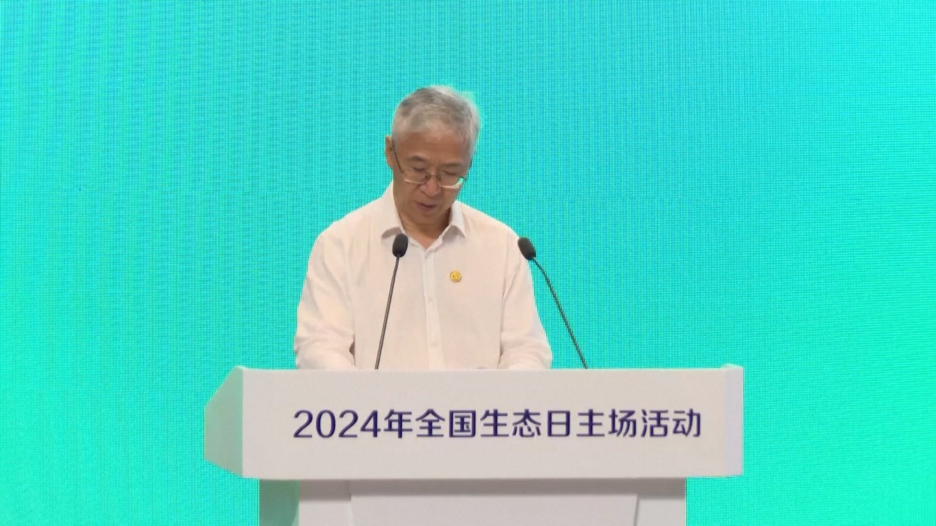 Pejabat tersebut mengatakan Tiongkok juga membanggakan kapasitas energi terbarukan terpasang terbesar di dunia dengan kecepatan pengembangan tercepat