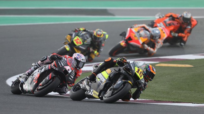 Pembalap Mooney VR46 Luca Marini mengeluh semakin sulit untuk menyalip di balapan MotoGP Marini mengungkap alasan kenapa pembalap kesulitan menyalip
