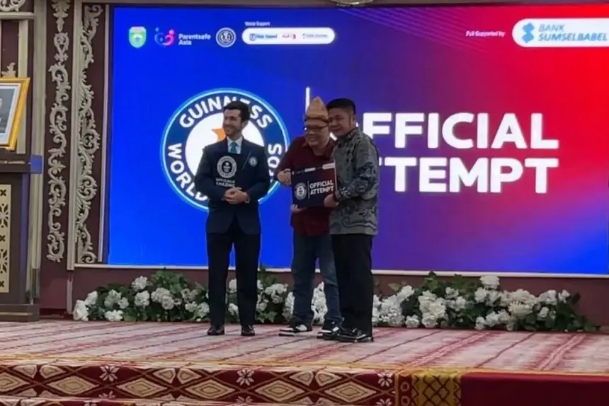 Pelatihan AI di Palembang Pecahkan Rekor Dunia, 25.000 Guru Ikuti Secara Hybrid