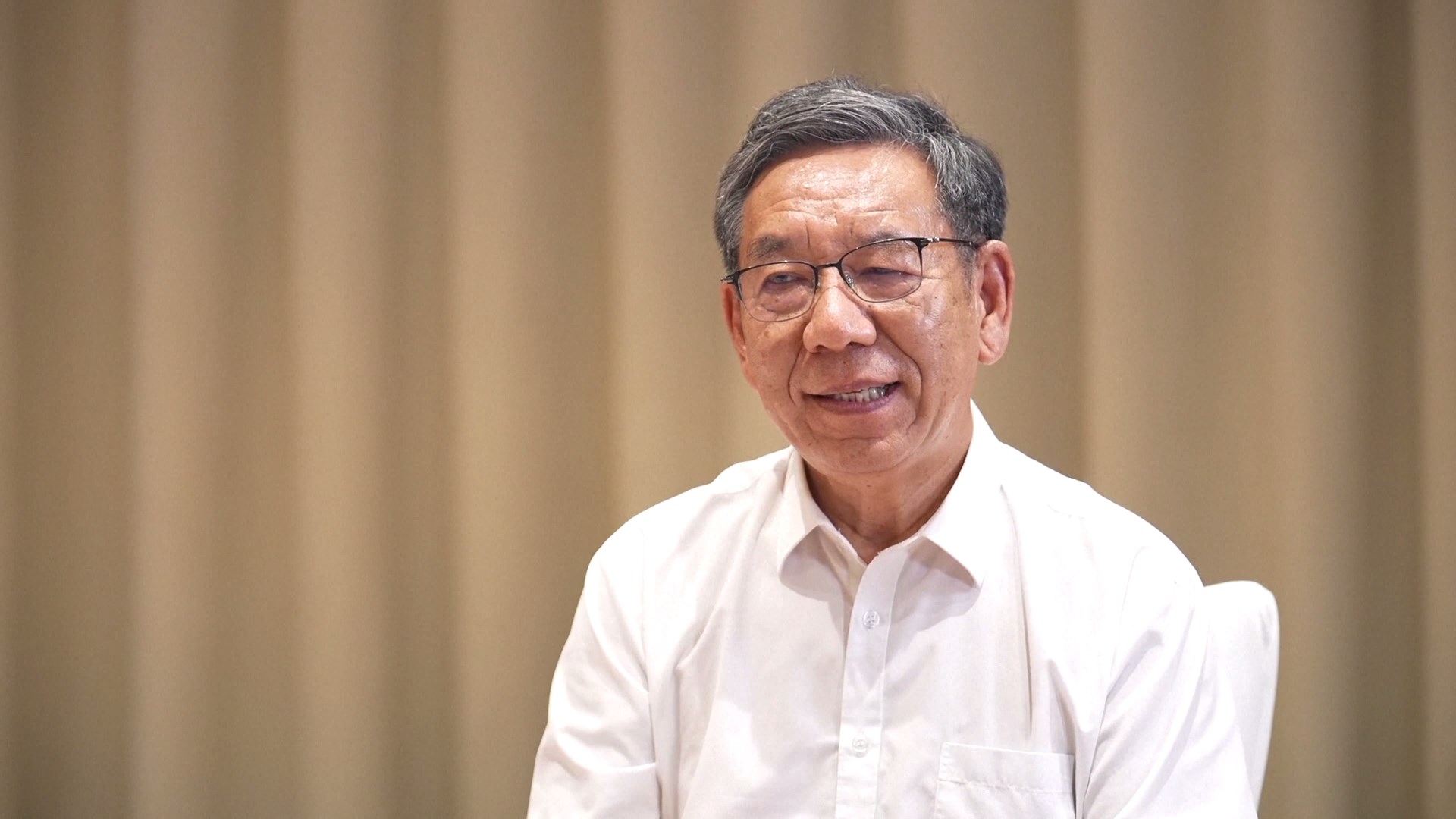 Kondisi suhu dan cahaya di kutub selatan Bulan cocok untuk kehadiran manusia dalam jangka panjang dan bahkan untuk eksplorasi ruang angkasa yang lebih dalam