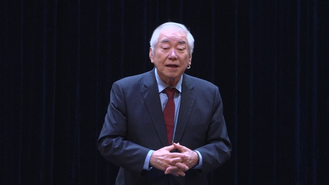 Moon menekankan pentingnya pertukaran antar masyarakat dalam meningkatkan hubungan kedua negara