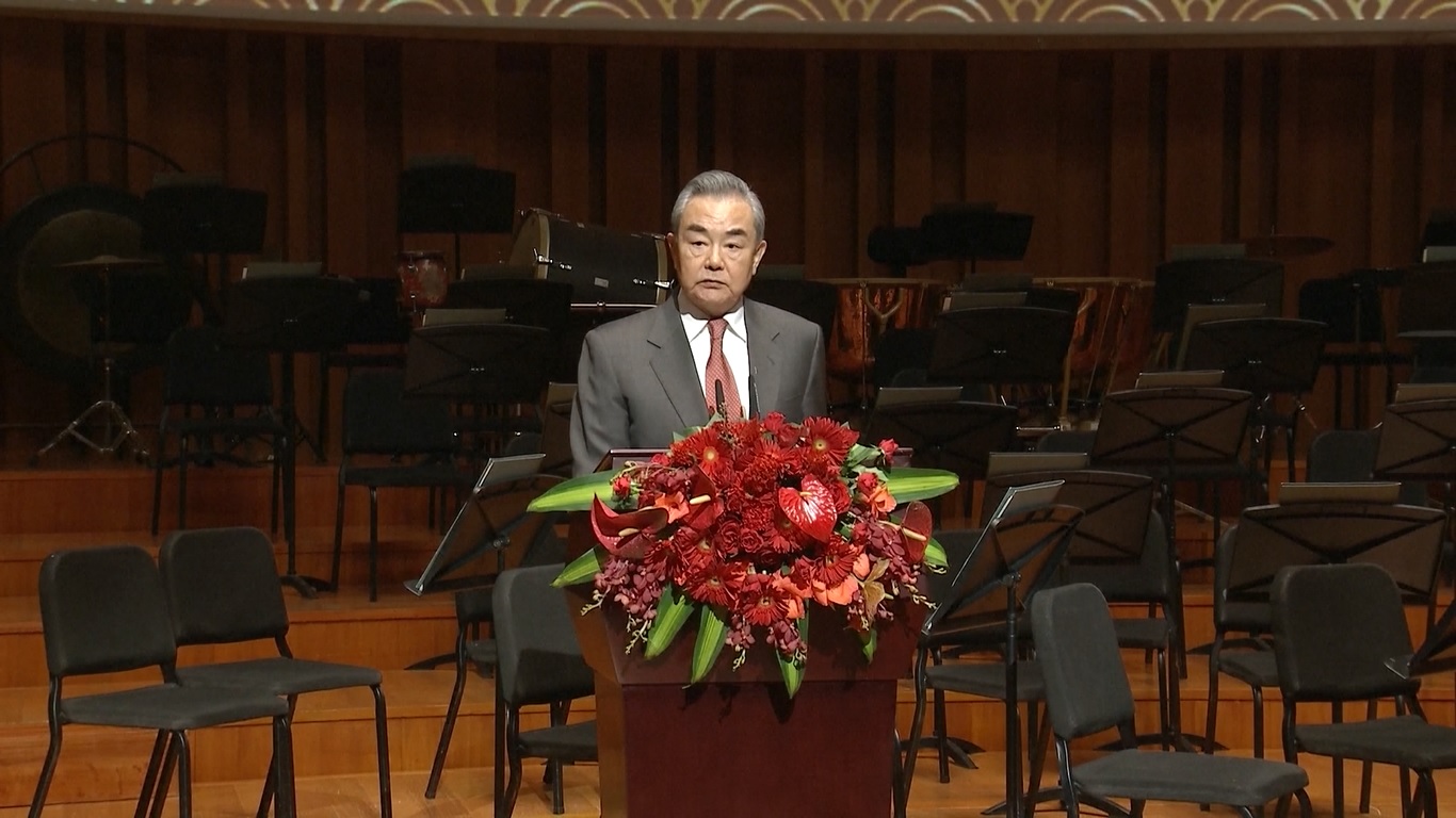 Lebih dari 400 orang