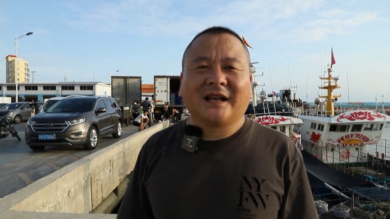 Kabupaten Lianjiang telah menyambut kembali gelombang pertama kapal penangkap ikan