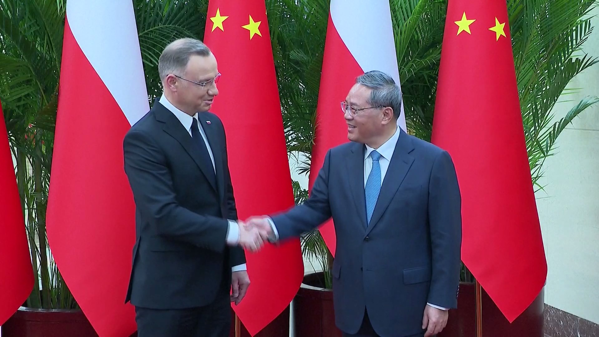 Perdana Menteri Tiongkok Li Qiang pada hari Senin bertemu dengan Presiden Polandia Andrzej Duda yang sedang berkunjung di Beijing