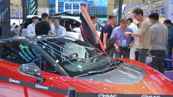 Pada bulan Maret saja