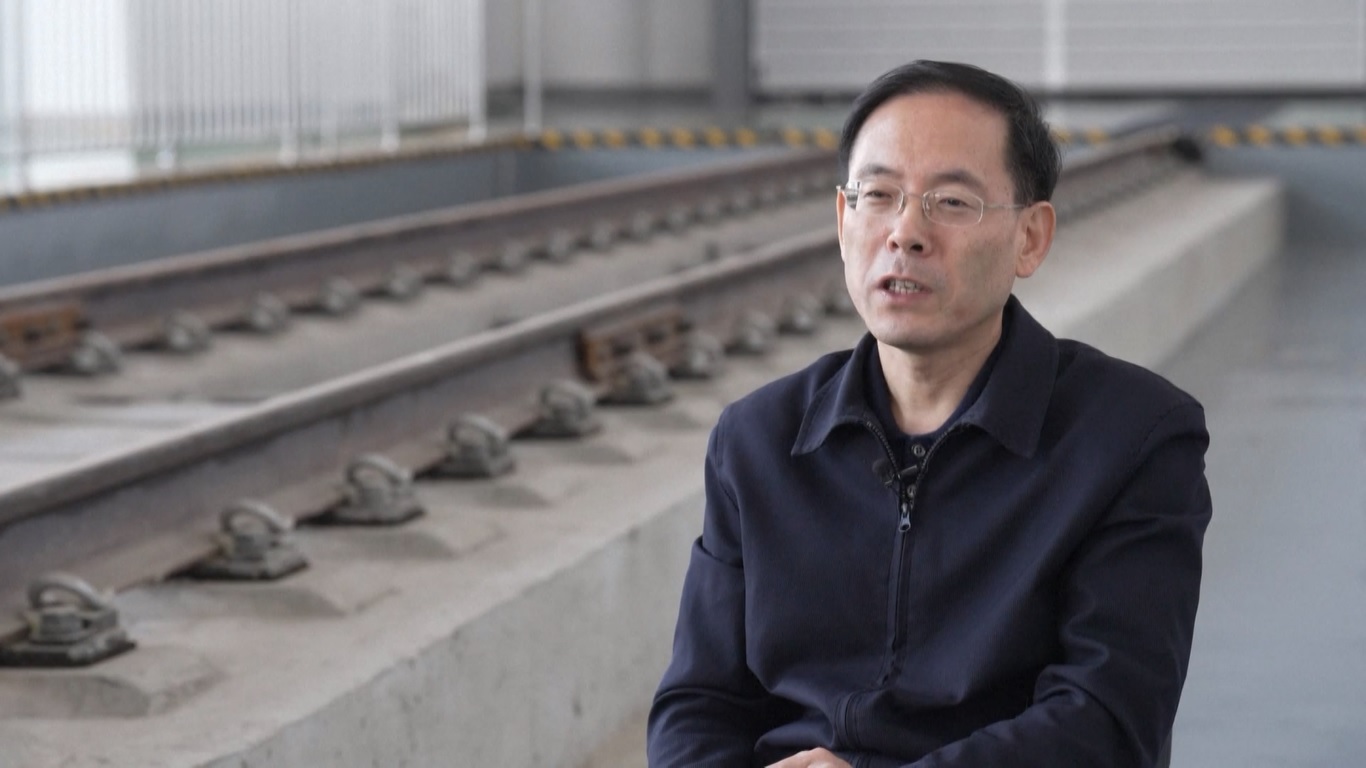 Zhao juga pernah bekerja di luar negeri dan baru-baru ini memimpin pembangunan Kereta Api Cepat Jakarta-Bandung yang terkenal di Indonesia