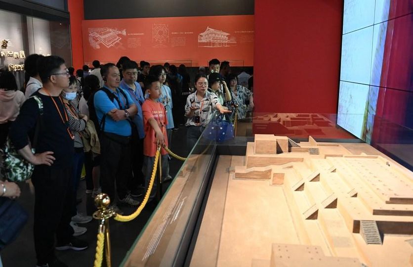 Sejumlah arkeolog berhasil menemukan sebuah bengkel pembuatan tembikar kuno yang berasal dari akhir era Dinasti Han Barat (202 SM-25 M) di Desa Dayuan