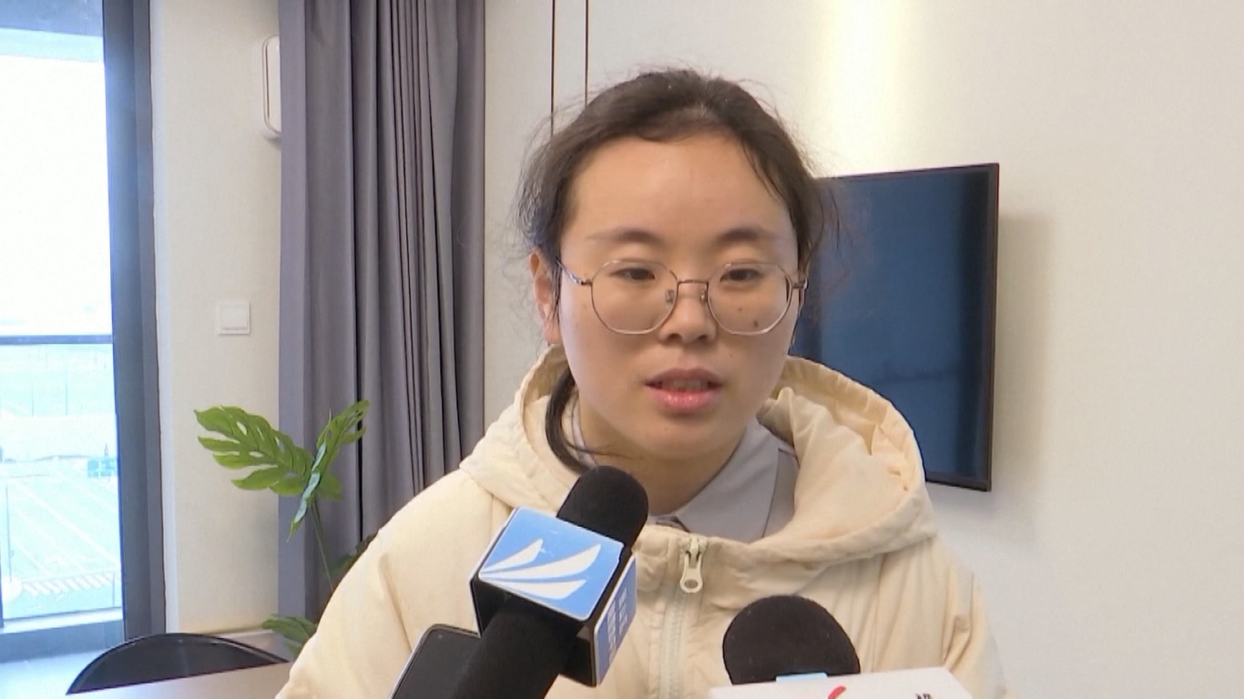 Bangunan yang telah direnovasi ini terutama menyediakan dua jenis apartemen