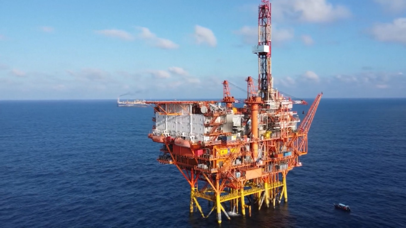 Terletak di Cekungan Muara Sungai Mutiara