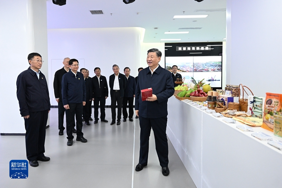 Presiden Tiongkok Xi Jinping belakangan ini dalam inspeksi di Guangxi menekankan Guangxi hendaknya melaksanakan ide pembangunan yang baru secara utuh tepat dan menyeluruh